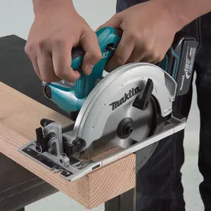 Makita DSS611 18v 165mm Cordless Circular Saw + 2 x 1.5ah Batts, Charger + Bag