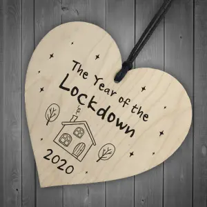 Red Ocean The Year Of The Lockdown Novelty Wooden Heart Sign Home Decor Signs Christmas Bauble Gifts