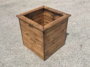 Extra Large Windsor Planter - W58 x D58 x H60 - Redwood