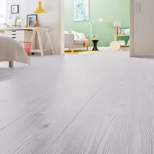 Light Grey Wood Effect Self Adhesive Vinyl Flooring Tiles 7 Planks Covering 1m²