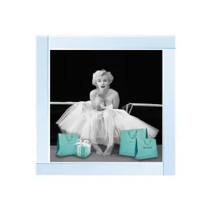 Marilyn Shopping Spree Glitter Liquid Wall Art