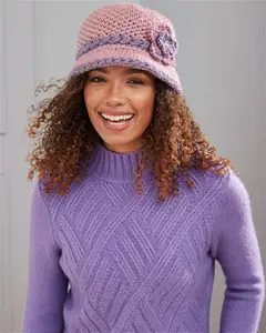 Cotton Traders Women's Knitted Hat In - Size One Size