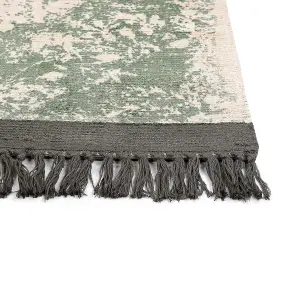 Viscose Area Rug 160 x 230 cm Green and Beige AKARSU