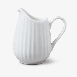 WM Bartleet & Sons Porcelain Traditional Fluted Jug, 568ml