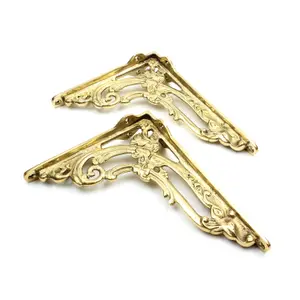 Oakcrafts - Pair of Antique Brass Victorian Flower Shelf Brackets - 150mm x 200mm