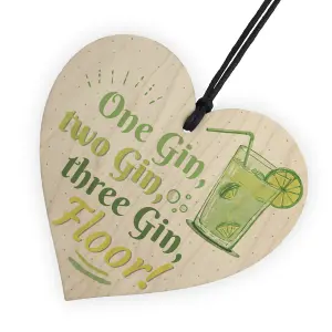 Red Ocean One Gin Novelty Friendship Wooden Hanging Heart Plaque Joke Garden Sign Birthday Gift