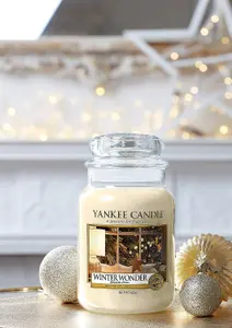 Yankee Candle Winter Wonder Scented Jar Candle