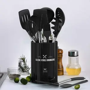 Benton Assorted Kitchen Utensil Set Black