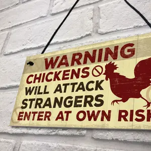 Red Ocean Funny Chicken Hen Plaque Novelty Warning Hanging Sign For Chicken Coop Outdoor Gate Garden Decor Sign