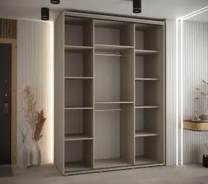 Elegant Dakota VI Sliding Door Wardrobe 1700mm - Modern Storage Solution with Three Doors, Hanging Rails, Shelves H2350mm D600mm