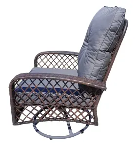 Patio Rattan Swivel Chair, 360 Degrees Swivel Lounge Armchair with Soft Cushion, Weatherproof PE Ratta - Brown