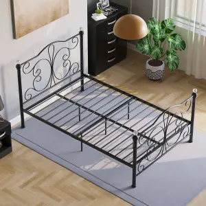 Vida Designs Chicago Black 4ft Small Double Metal Bed Frame