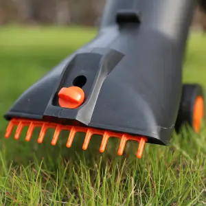 Yard Force 3-in-1 3000W Electric Corded Blower Vac and Mulcher with 35L Collection Bag and 100-300 km/h Air Speed - EB U30