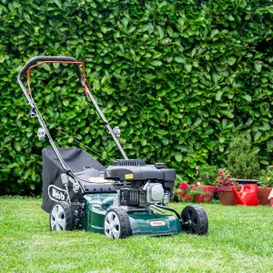 Webb Classic WER410HP 41cm (16") Petrol Hand Push Rotary Lawnmower