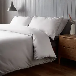 Silentnight Supersoft Duvet Set White / Kingsize - 2 Pillowcases (45 x 80 cm)