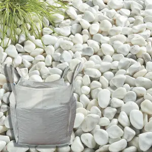 Kelkay Pearl White Cobbles Premium Aggregates Cobbles Bulk Bag 750kg