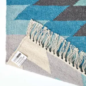 Homescapes Helsinki Handwoven Geometric Pattern Blue Grey and Cream Kilim Wool Rug, 66 x 200 cm