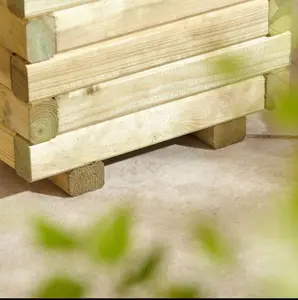 AAMEN Square Wooden Planter, Outdoor Planter Box With Natural Timber Finish