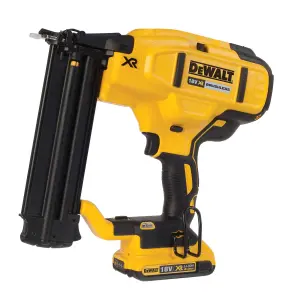 DeWalt 18V 54mm 2 x 2Ah Li-ion XR Cordless Straight Nail gun DCN680D2-GB