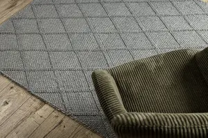 Wool carpet TAHAR 99001G grey - HAND-WOVEN loop, rhombus, boho 90x150 cm