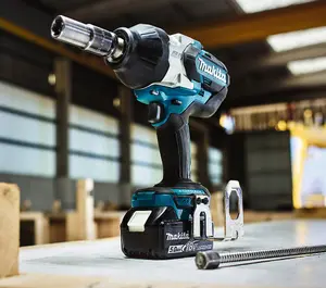 MAKITA DTW1002Z 18v Impact wrench 1/2" square drive