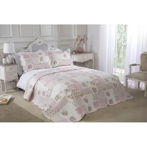 Canadice Polyester Patchwork Bedspread with Pillow Shams Pink / 250 x 250 cm