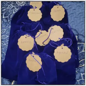 10pcs Velvet Gift Bags with Drawstrings, Small Candy Pouches Party Favor Bags, Navy Blue - 7x9cm