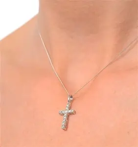 Lab Diamond Cross Necklace Pendant 0.22Ct Set In 925 Silver