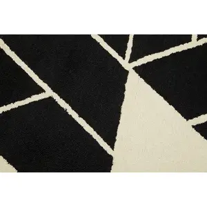 Bosie By Premier Milana Small Geometric Rug