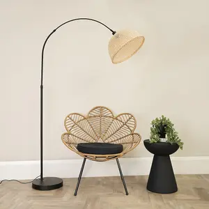 ValueLights Louis Black Arched Curved Floor Lamp with Bamboo Dome Lamp Shade