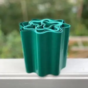 Set of 5 Green Plastic Garden Lawn Edging (9m x 15cm Roll)