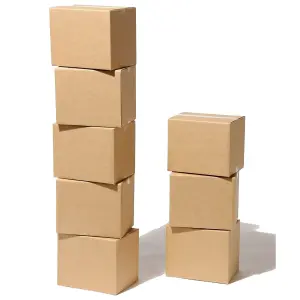 25 x Single Wall 18 x 12 x 3" (457x305x76mm) Strong Cardboard Shipping Boxes For House Moving & Storage