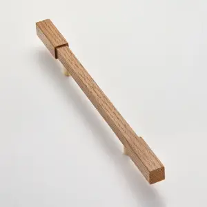 Solid Oak & Brass Handle - Wychbury 320mm Light Oak