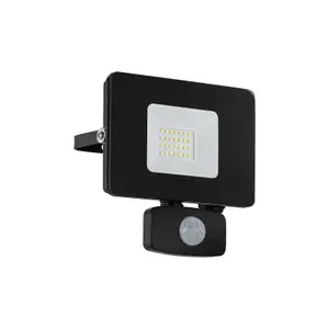 IP44 Outdoor Flood Light & PIR Sensor Black Aluminium 20W Built in LED