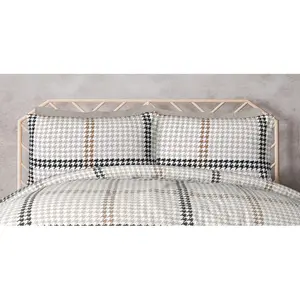 Cotton Houndstooth Duvet Cover with Pillowcases Natural / Super King - 2 Standard Pillowcases