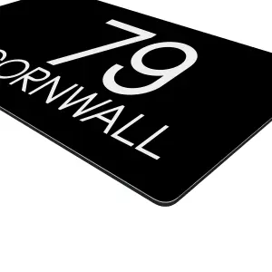 Personalised Aluminium House Plaque with Solar Light Customised with Your House Number and Street Name 160 x 280mm Black