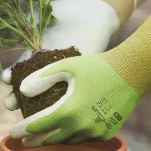 Showa Floreo 370 Gardening Gloves - Lightweight Multipurpose Outdoor Garden Gloves, Nitrile Easy Grip Coating, Medium Purple Pk2