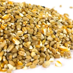 25kg SQUAWK Mixed Poultry Corn - Nutritious Protein Rich Food For Chicken Geese Duck