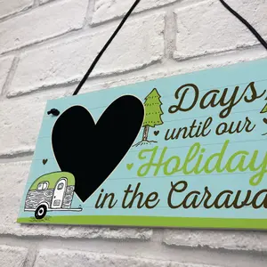 Red Ocean CHALKBOARD Countdown To Caravan Holiday Caravan Sign Funny Novelty Caravan Gift Sign