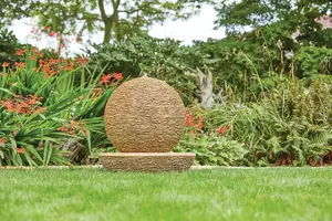 Kelkay Cotswold Sun Mains Plugin Powered Water Feature