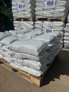 10 Filled white polyproplene sandbags