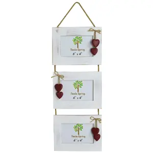 Nicola Spring - Rustic Red Hearts Hanging 3 Photo Frame - 6 x 4"