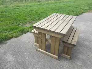 Yews Picnic Bench - Wooden Garden Table and Bench Set (5ft, Rustic brown)