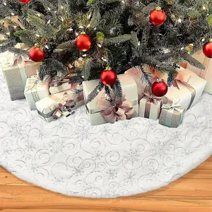 Faux Fur Tree Skirt