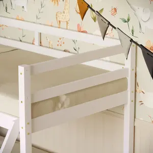 Muskoka Triple Sleeper Bunk Bunk Bed White