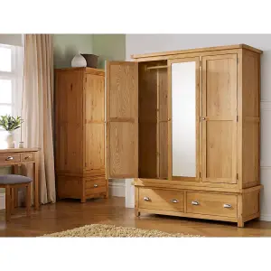 Birlea Woburn 3 Door 2 Drawer Wardrobe Oak