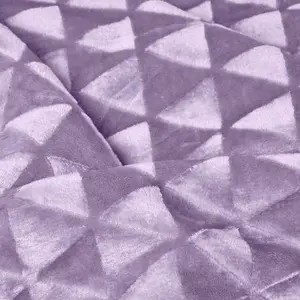 Homescapes Lavender Purple Geometric Triangle Velvet Throw 130 x 160 cm