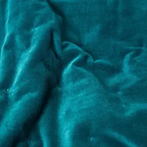 Homescapes Emerald Green Velvet Quilted Throw, 150 x 200 cm