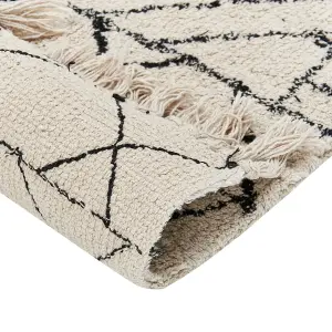 Cotton Area Rug 140 x 200 cm Beige and Black ZEYNE