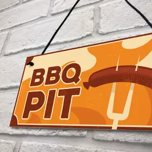 BBQ Pit Sign Novelty Garden Summerhouse Man Cave Sign Home Gift For Men